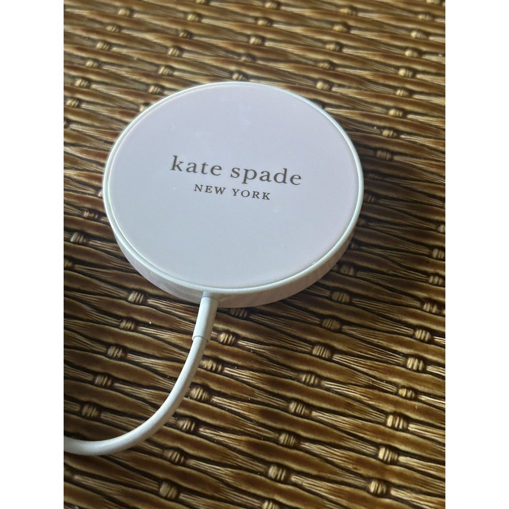 New Kate Spade New York 15W Magnetic Wireless Charging Pad - Iridescent